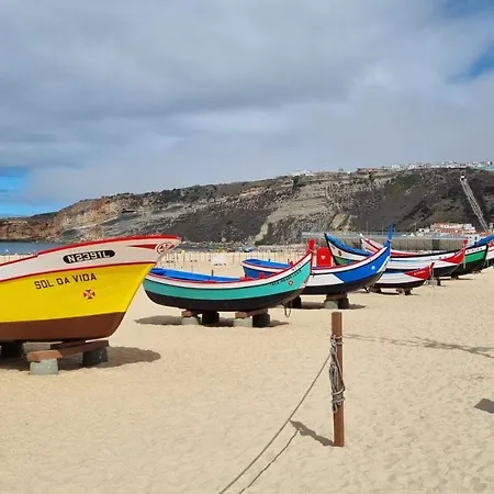 Casa Das Ondas * Ναζαρέ